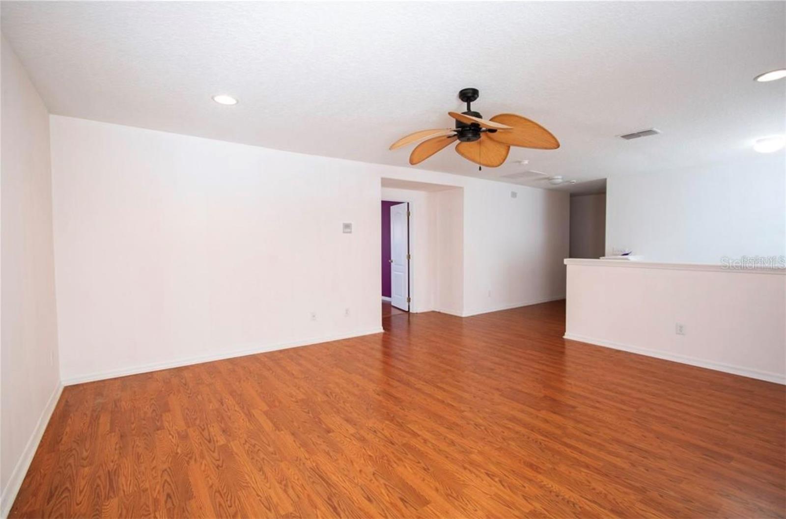 1412 BLACKWATER POND DR, ORLANDO, FL, 32828