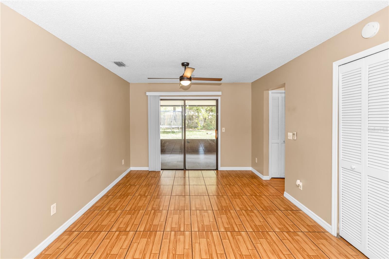 325 CHARLES AVE, ORANGE CITY, FL, 32763