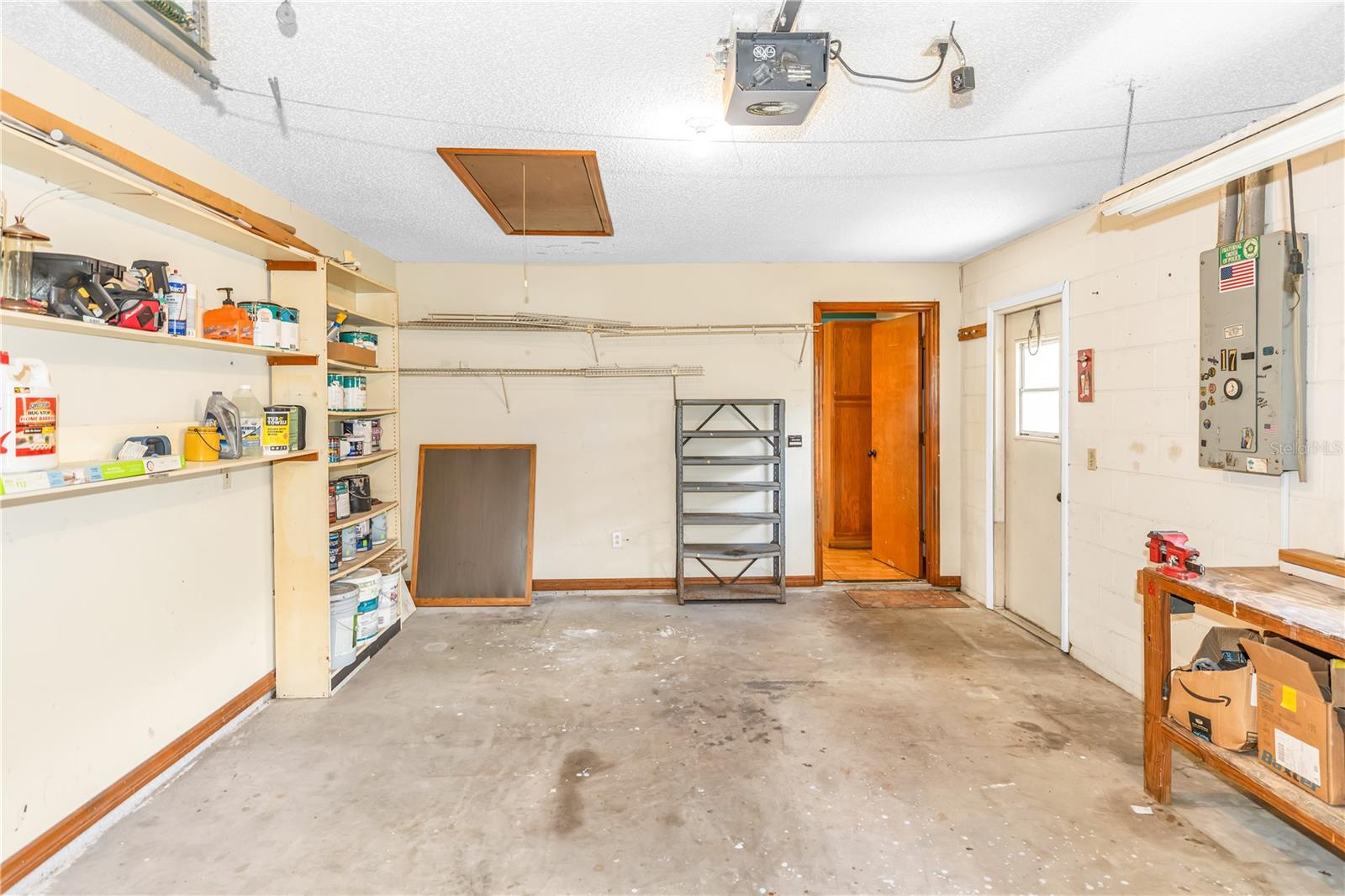 325 CHARLES AVE, ORANGE CITY, FL, 32763