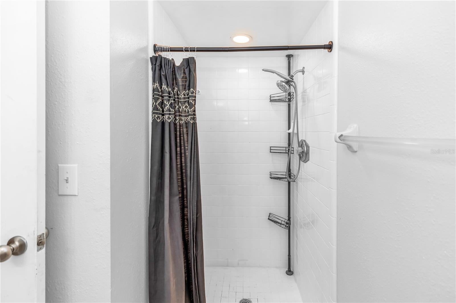 325 CHARLES AVE, ORANGE CITY, FL, 32763