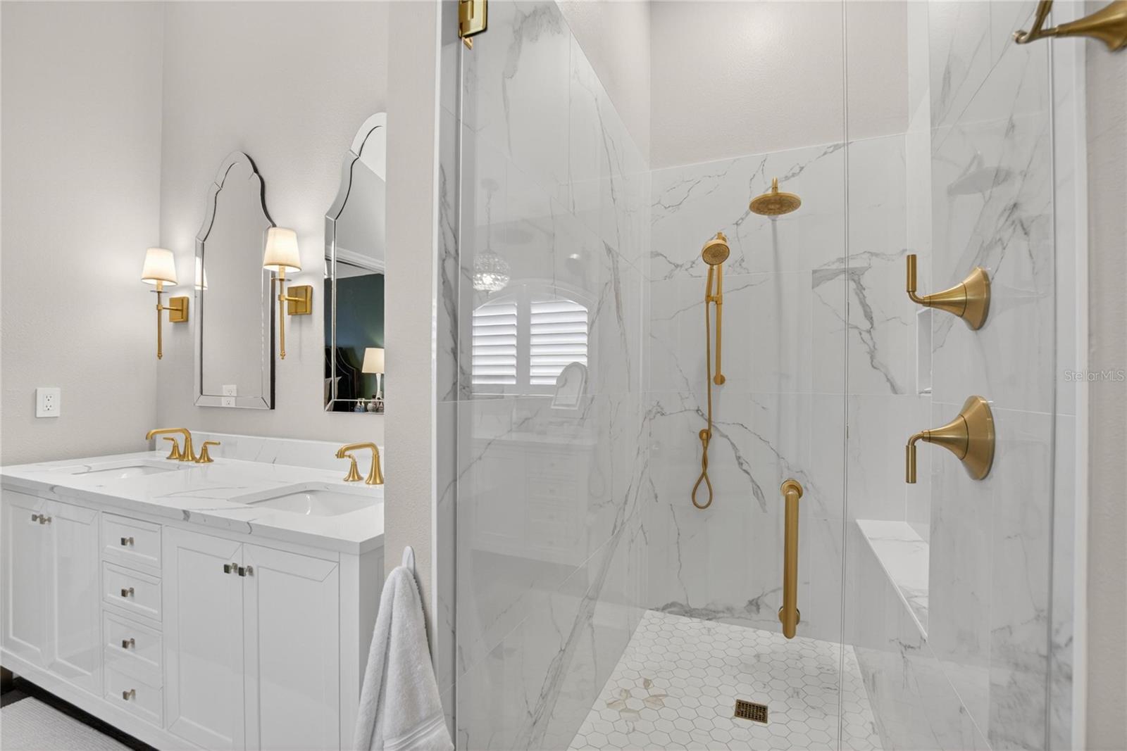 8215 MYRTLE POINT WAY, TAMPA, FL, 33647