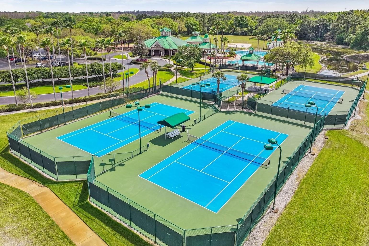 8215 MYRTLE POINT WAY, TAMPA, FL, 33647