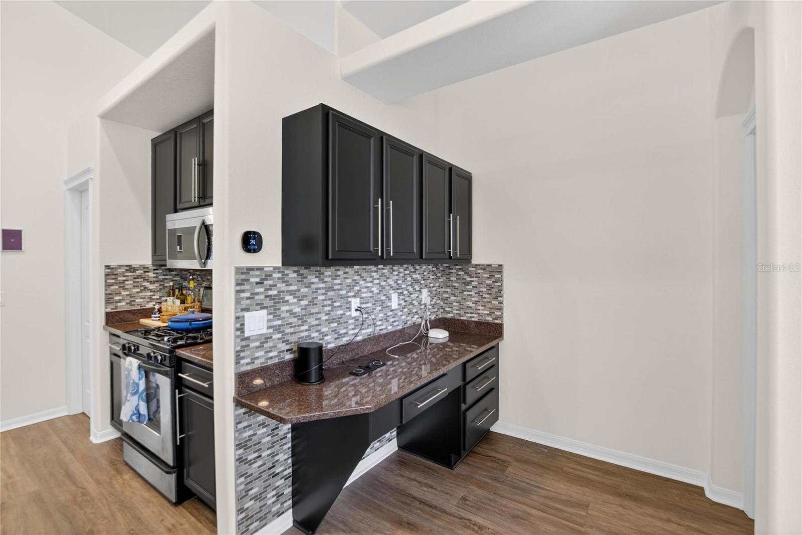 8215 MYRTLE POINT WAY, TAMPA, FL, 33647