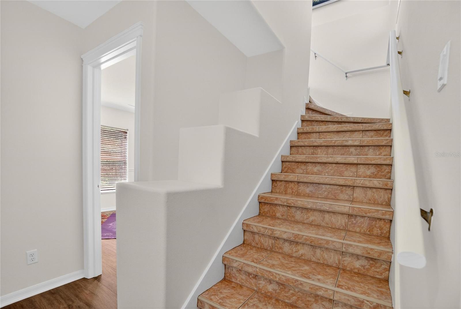 8215 MYRTLE POINT WAY, TAMPA, FL, 33647