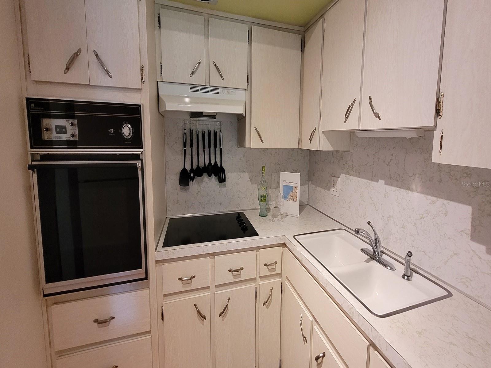 2298 NETHERLANDS DR #32, CLEARWATER, FL, 33763