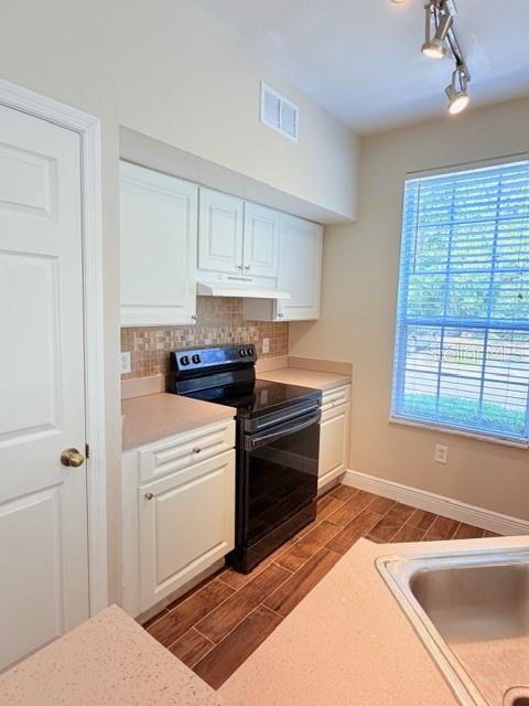 9108 LAKE CHASE ISLAND WAY #9, TAMPA, FL, 33626