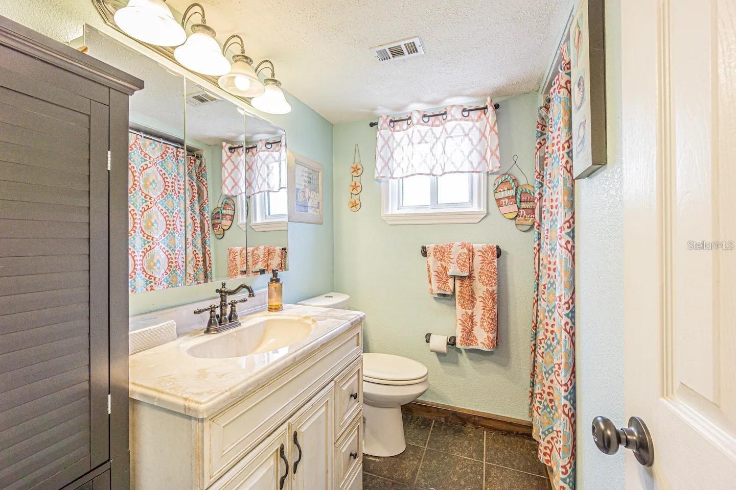 9201 86TH AVE, SEMINOLE, FL, 33777