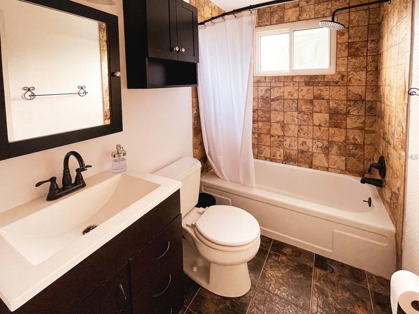 9201 86TH AVE, SEMINOLE, FL, 33777