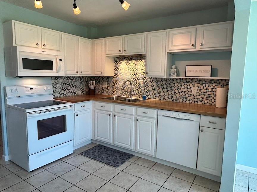 5095 BAY ST NE #111, ST PETERSBURG, FL, 33703