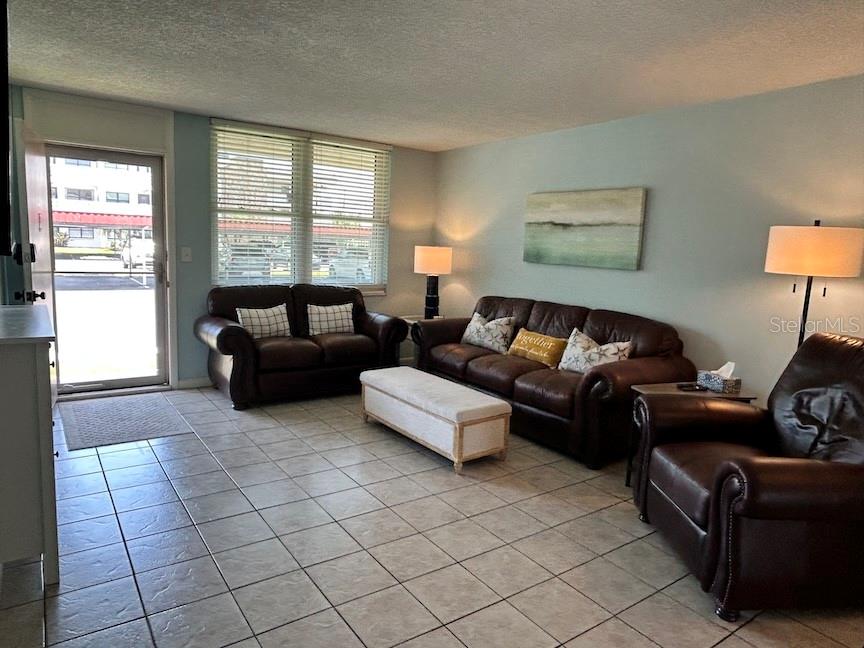 5095 BAY ST NE #111, ST PETERSBURG, FL, 33703