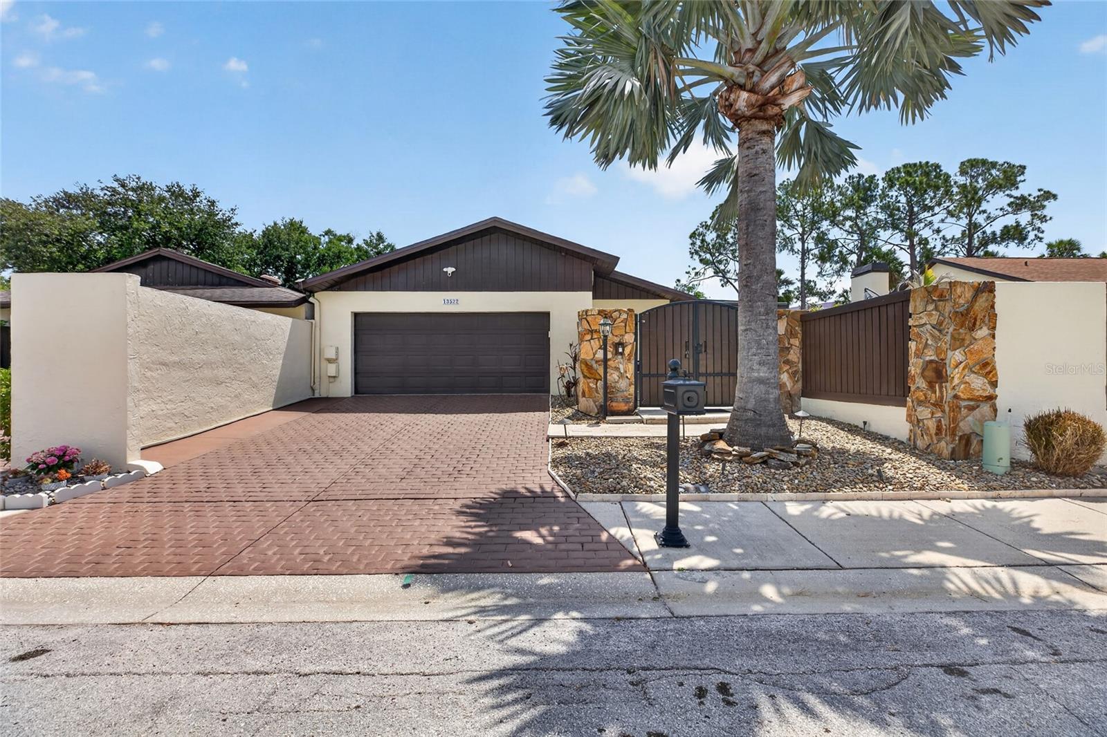 13522 AVISTA DR, TAMPA, FL, 33624
