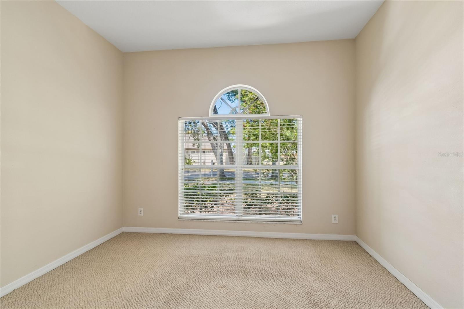 4789 WHISPERING WIND AVE, TAMPA, FL, 33614