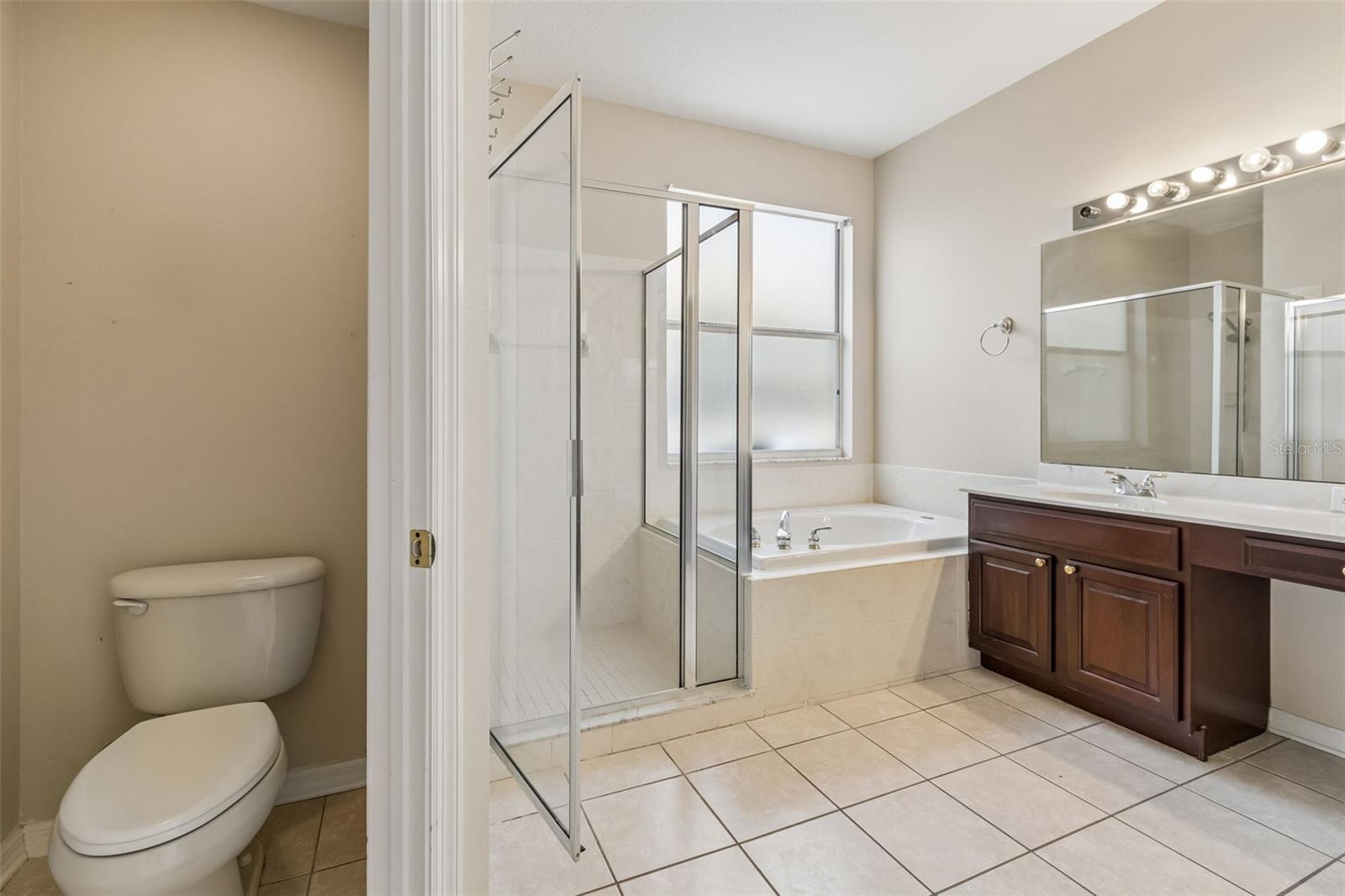 4789 WHISPERING WIND AVE, TAMPA, FL, 33614