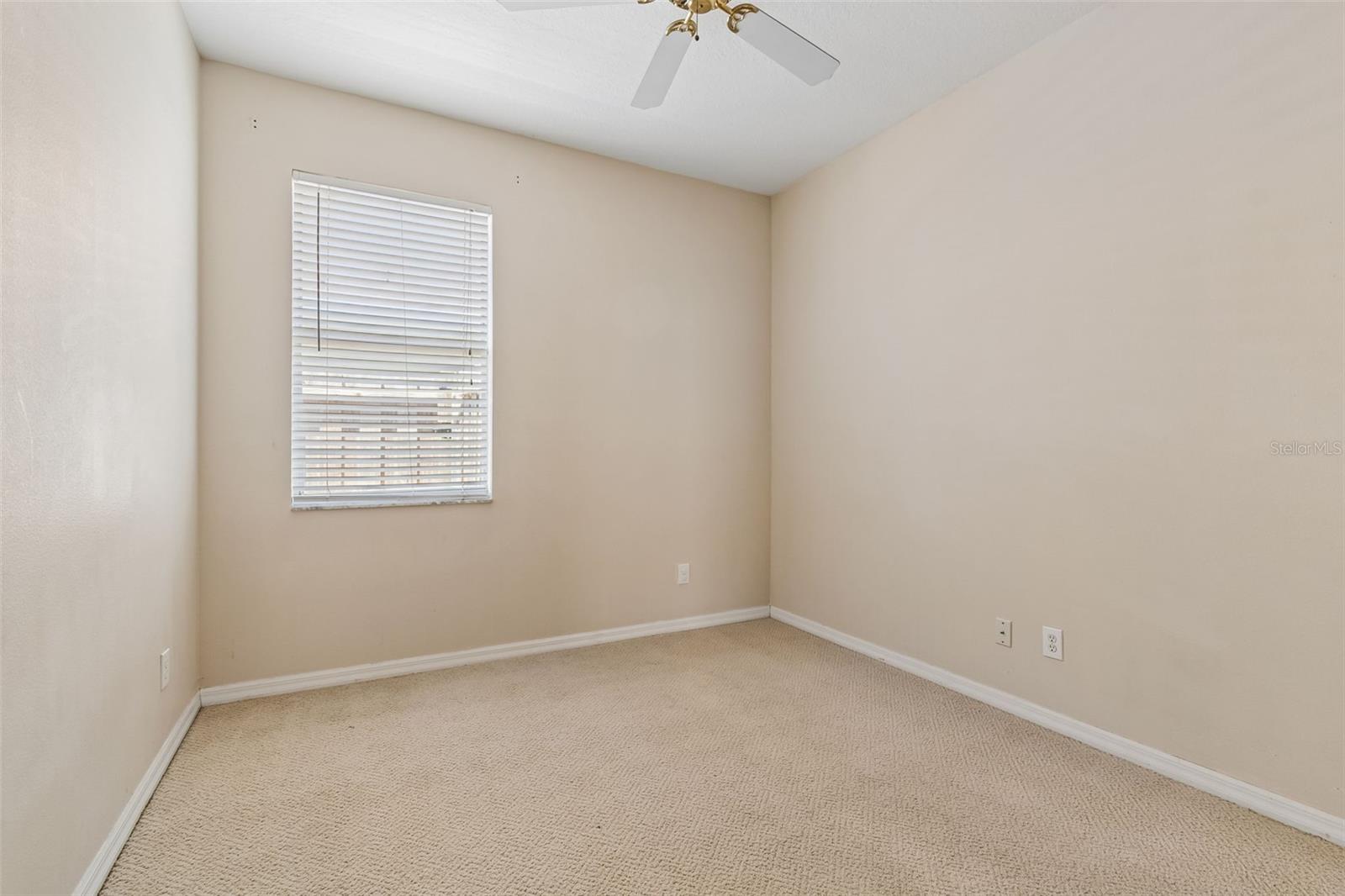 4789 WHISPERING WIND AVE, TAMPA, FL, 33614