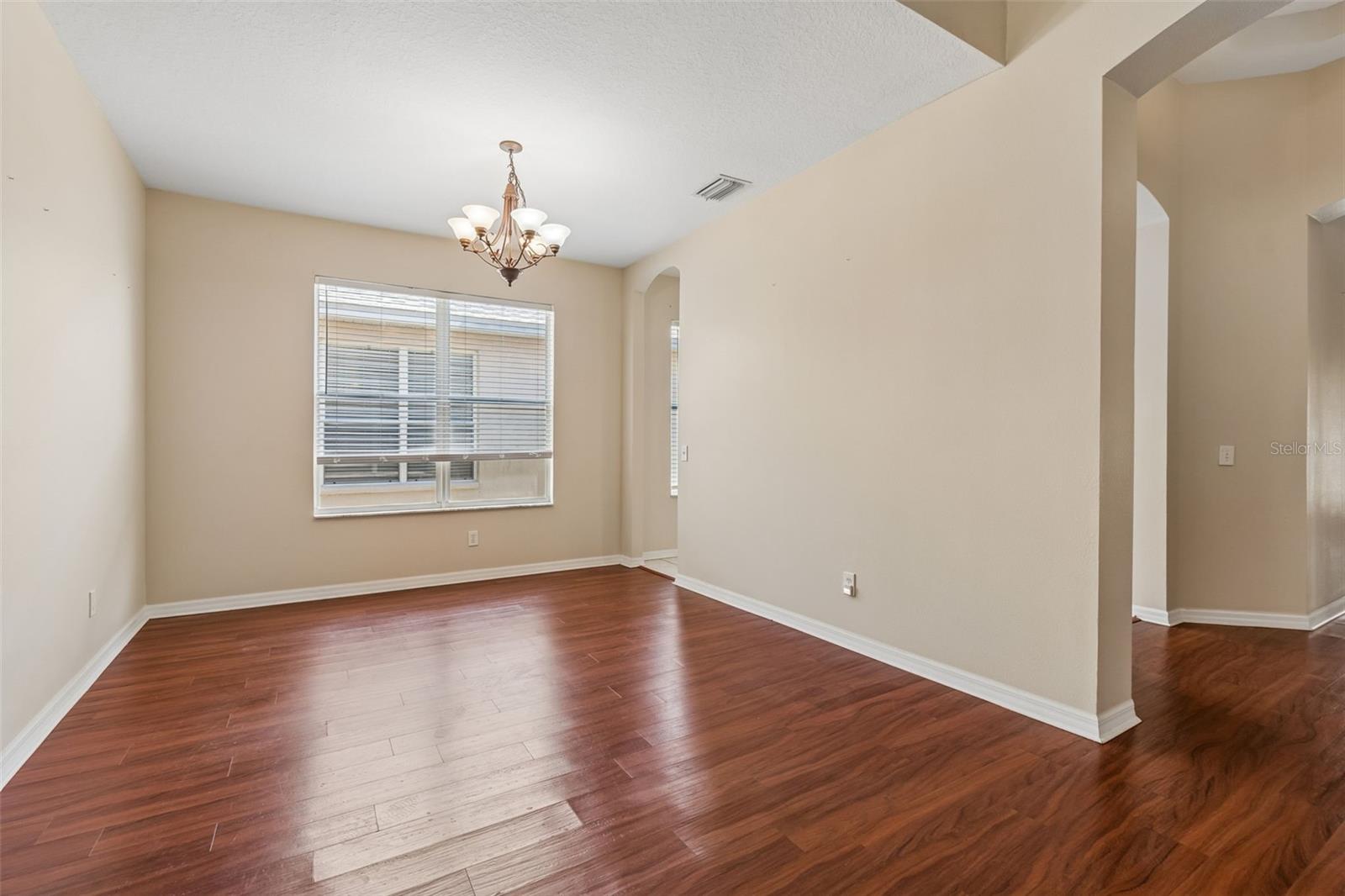 4789 WHISPERING WIND AVE, TAMPA, FL, 33614