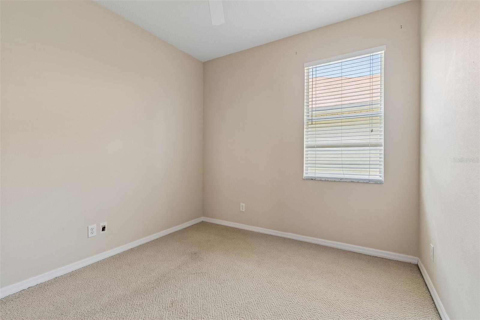 4789 WHISPERING WIND AVE, TAMPA, FL, 33614