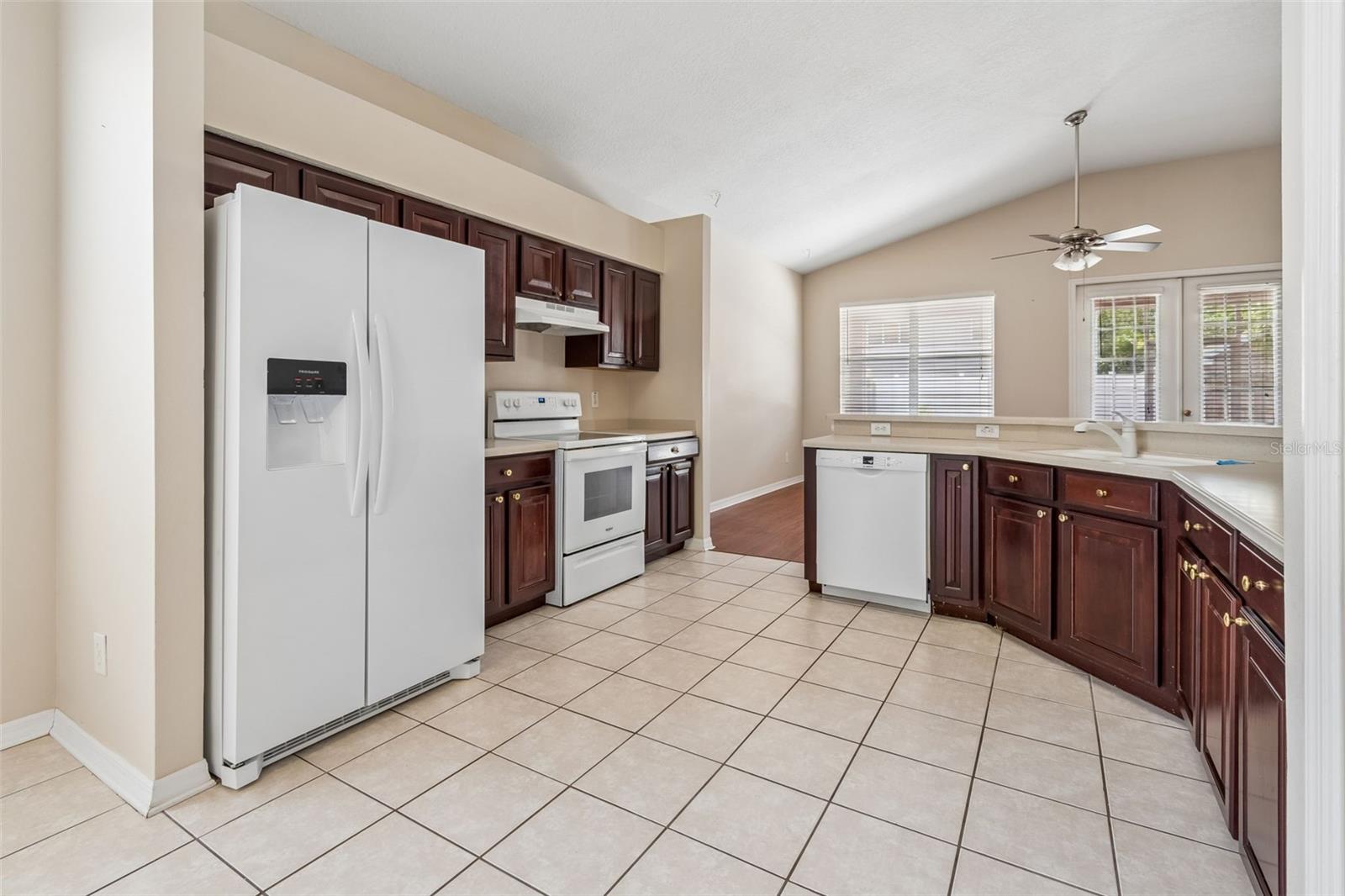 4789 WHISPERING WIND AVE, TAMPA, FL, 33614