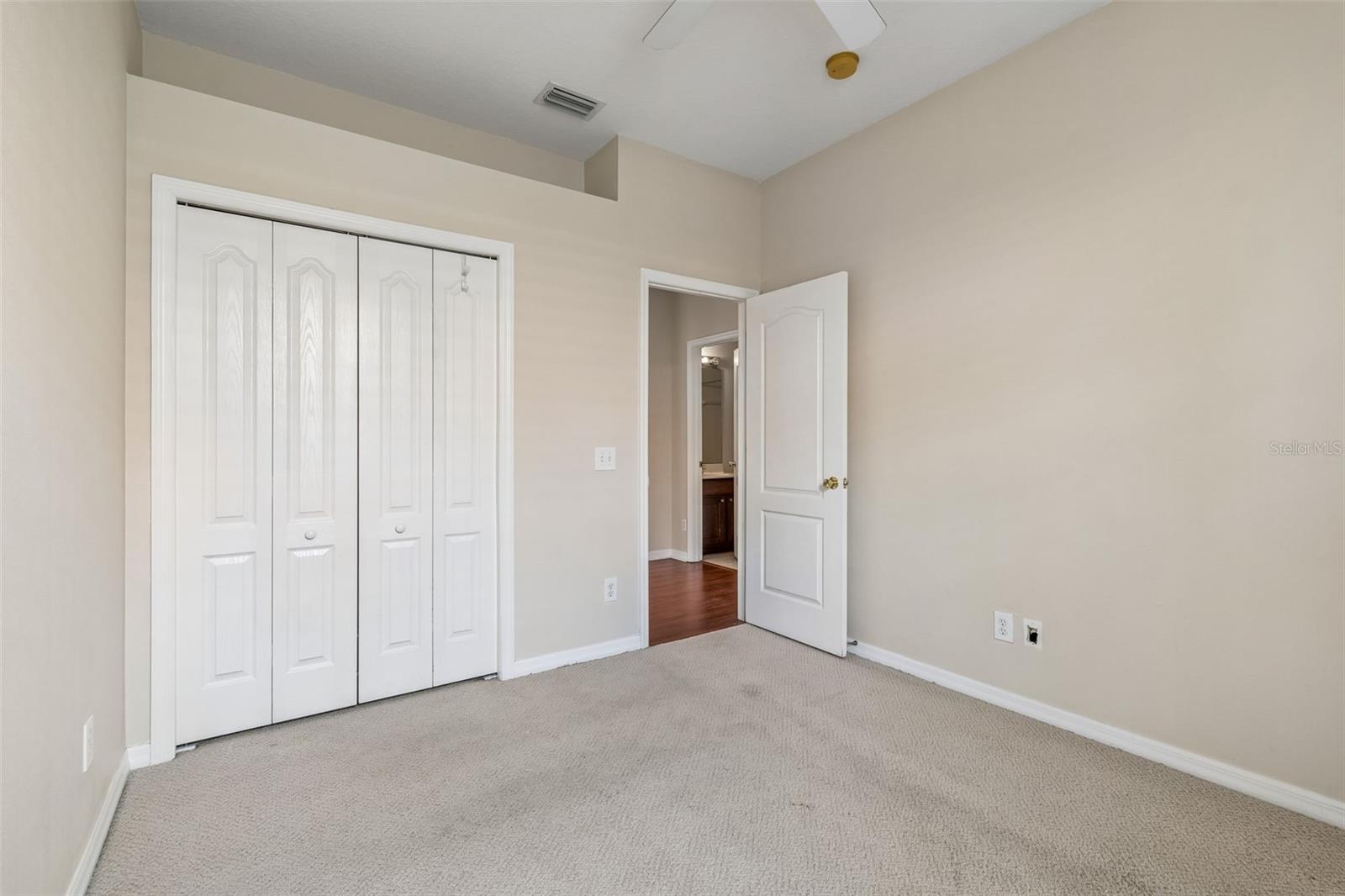 4789 WHISPERING WIND AVE, TAMPA, FL, 33614