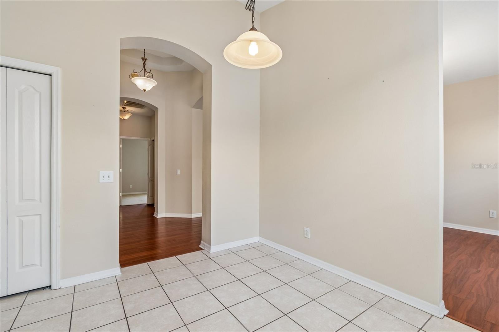 4789 WHISPERING WIND AVE, TAMPA, FL, 33614