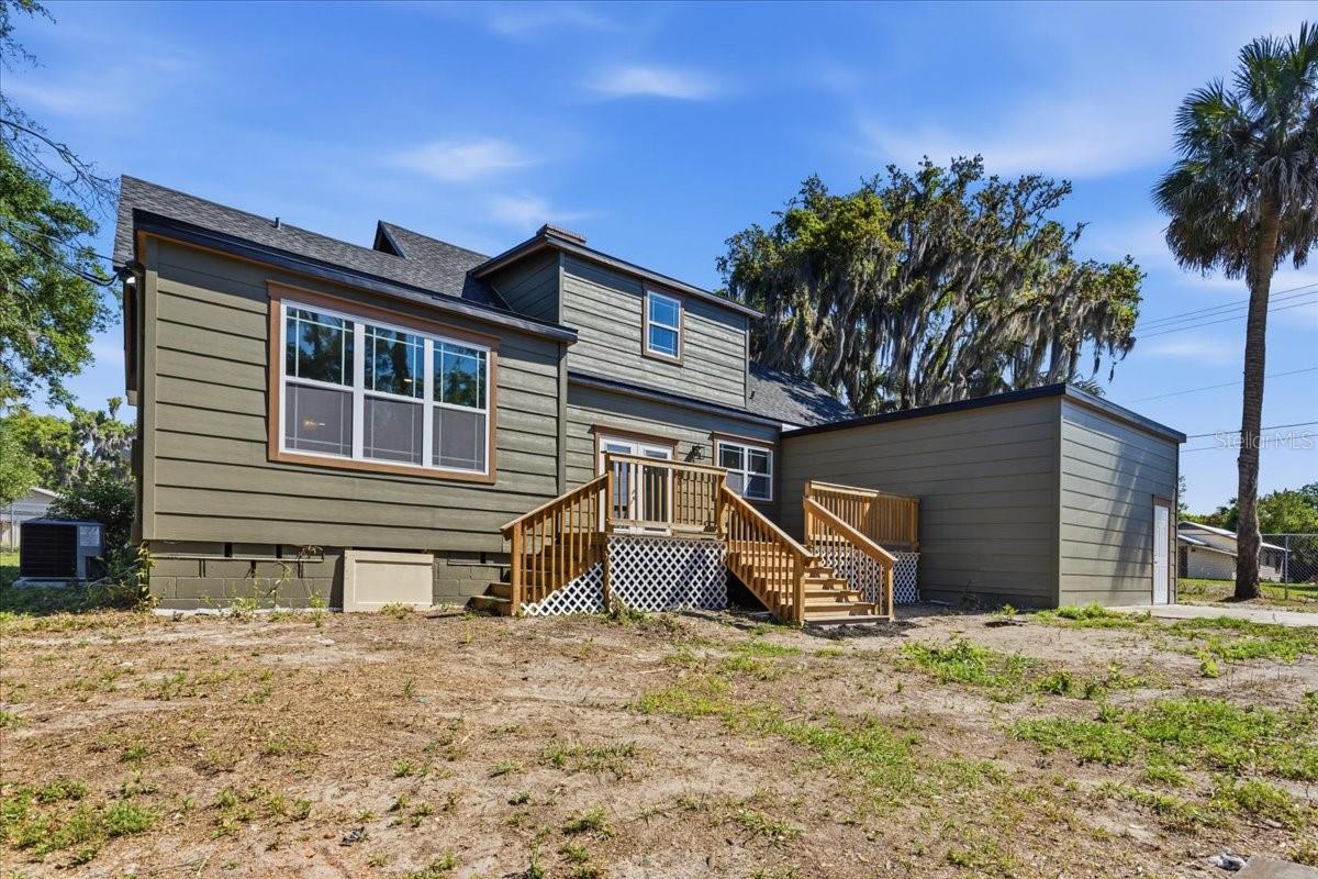 490 NW MADISON ST, LAKE CITY, FL, 32055