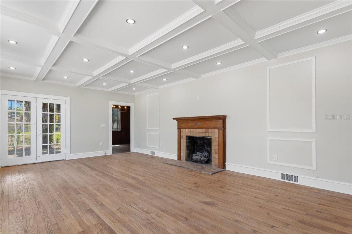 490 NW MADISON ST, LAKE CITY, FL, 32055