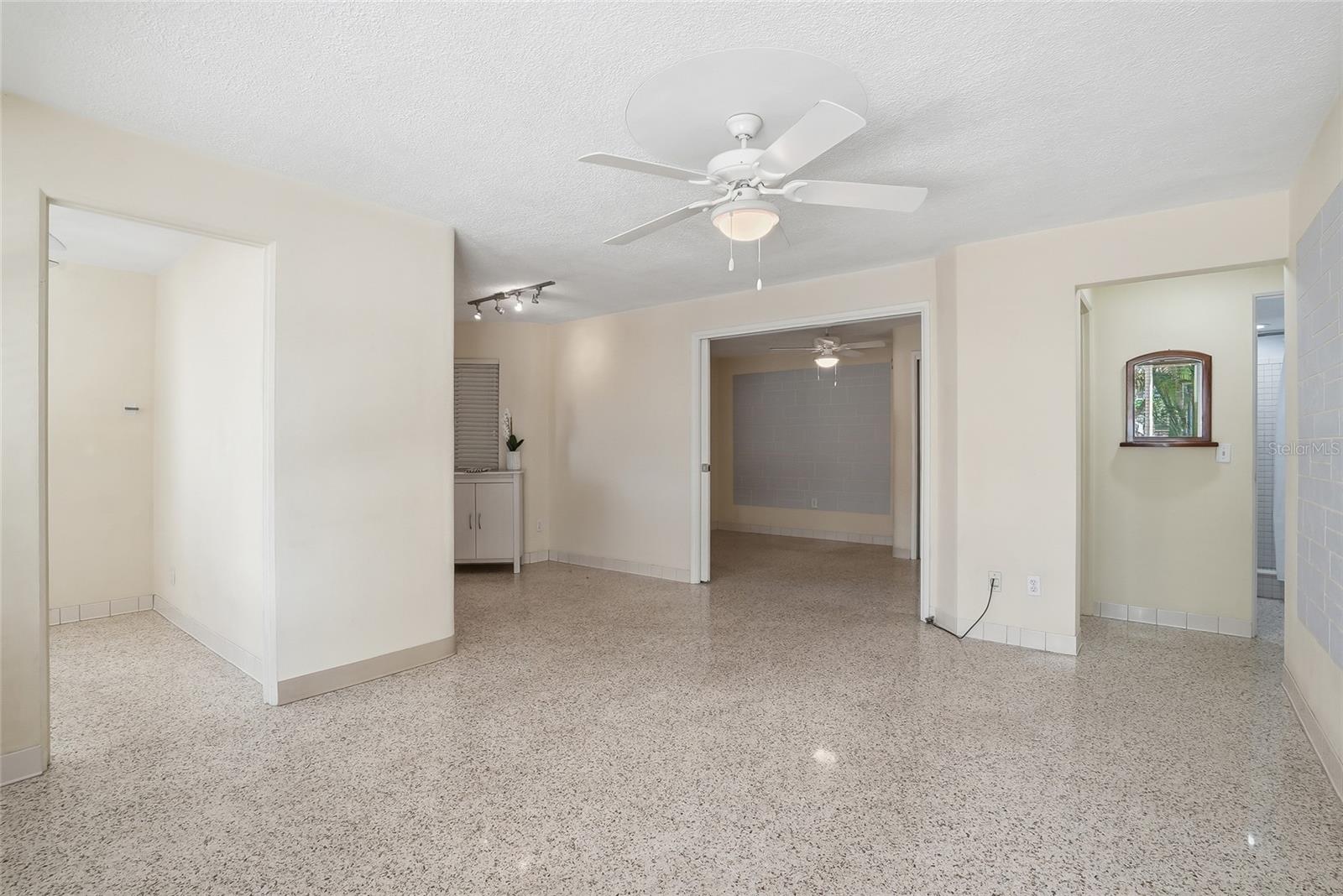 145 10TH AVE N #1, ST PETERSBURG, FL, 33701