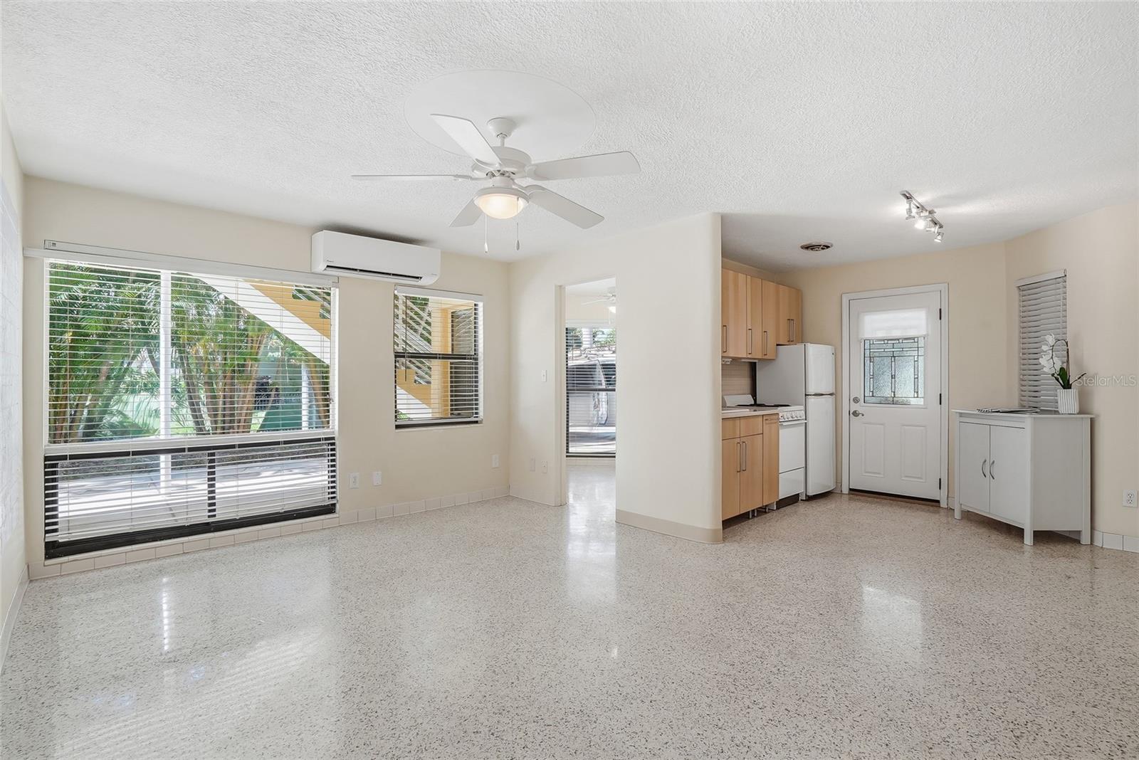 145 10TH AVE N #1, ST PETERSBURG, FL, 33701