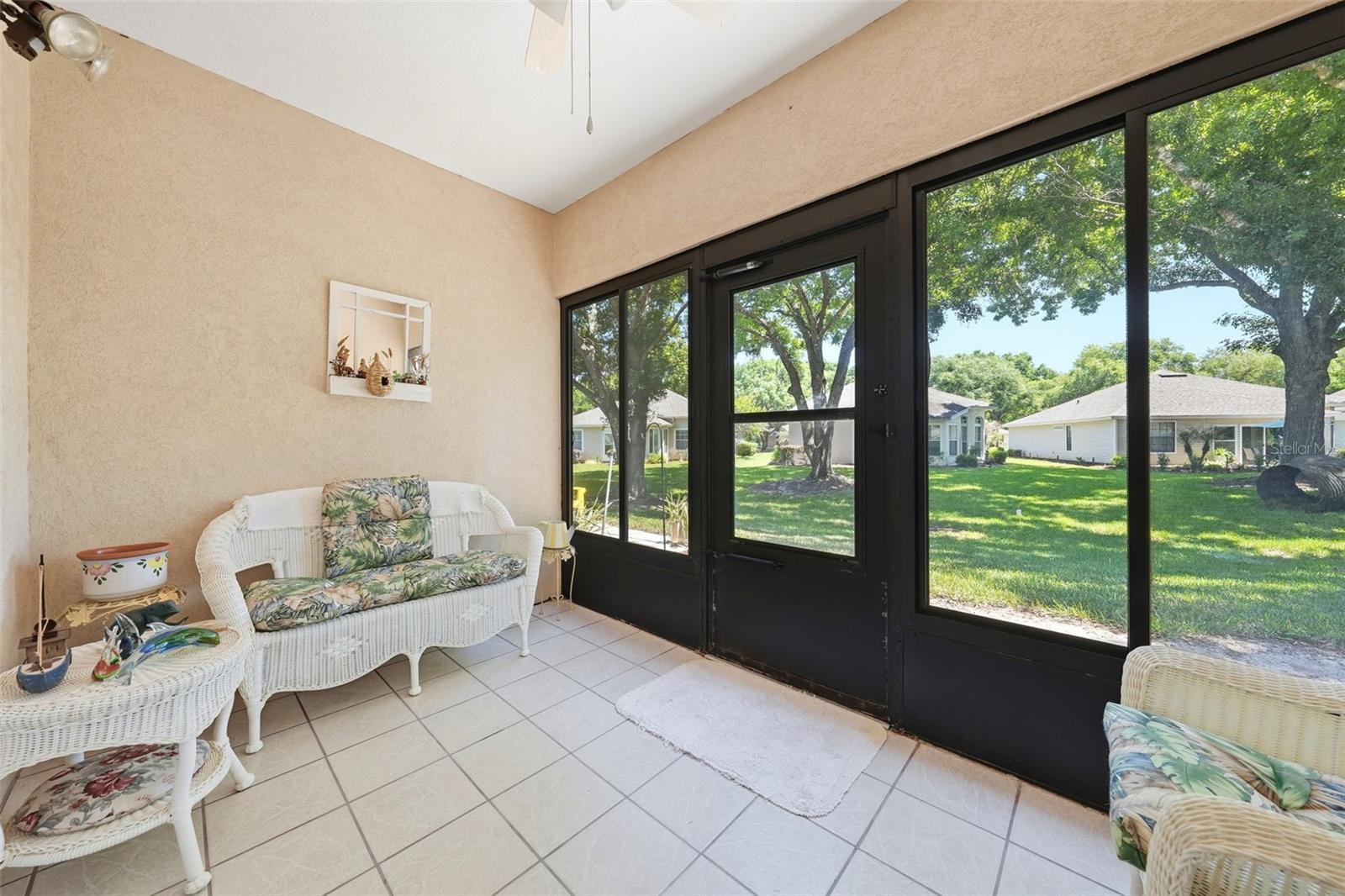 220 JUNIPER WAY, TAVARES, FL, 32778