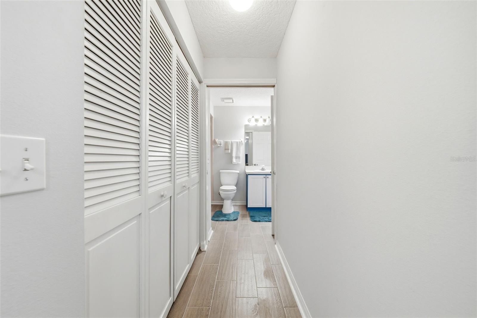 220 JUNIPER WAY, TAVARES, FL, 32778