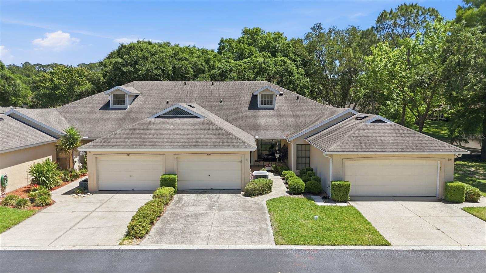 220 JUNIPER WAY, TAVARES, FL, 32778