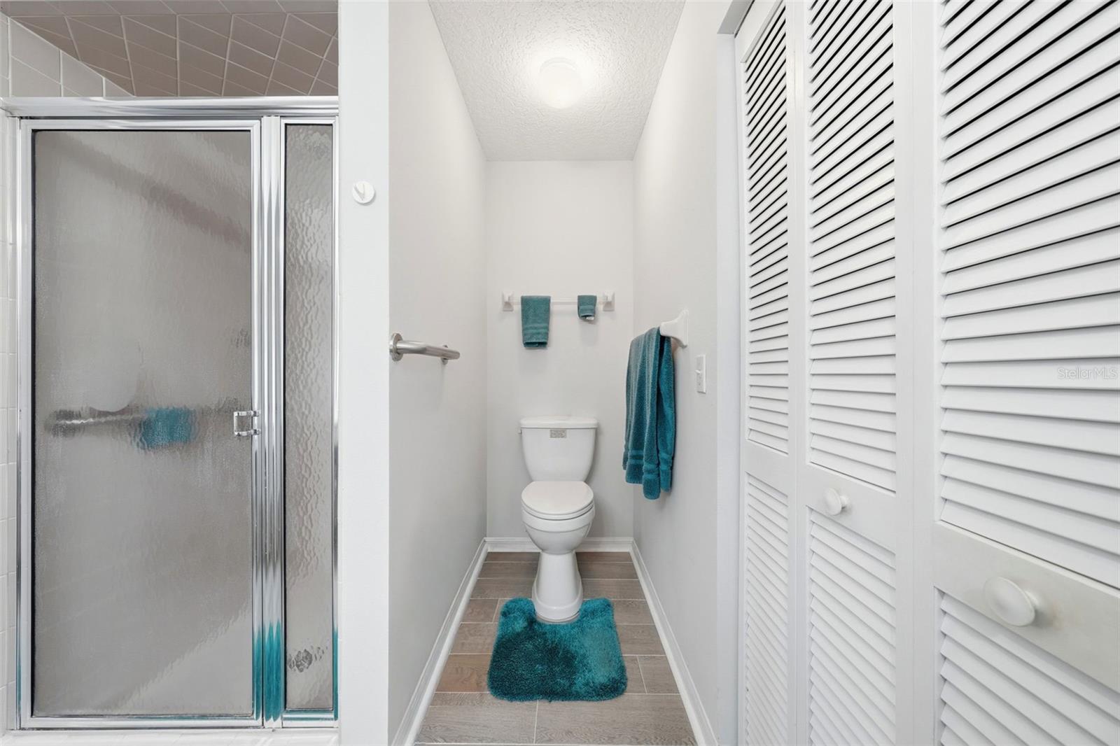 220 JUNIPER WAY, TAVARES, FL, 32778