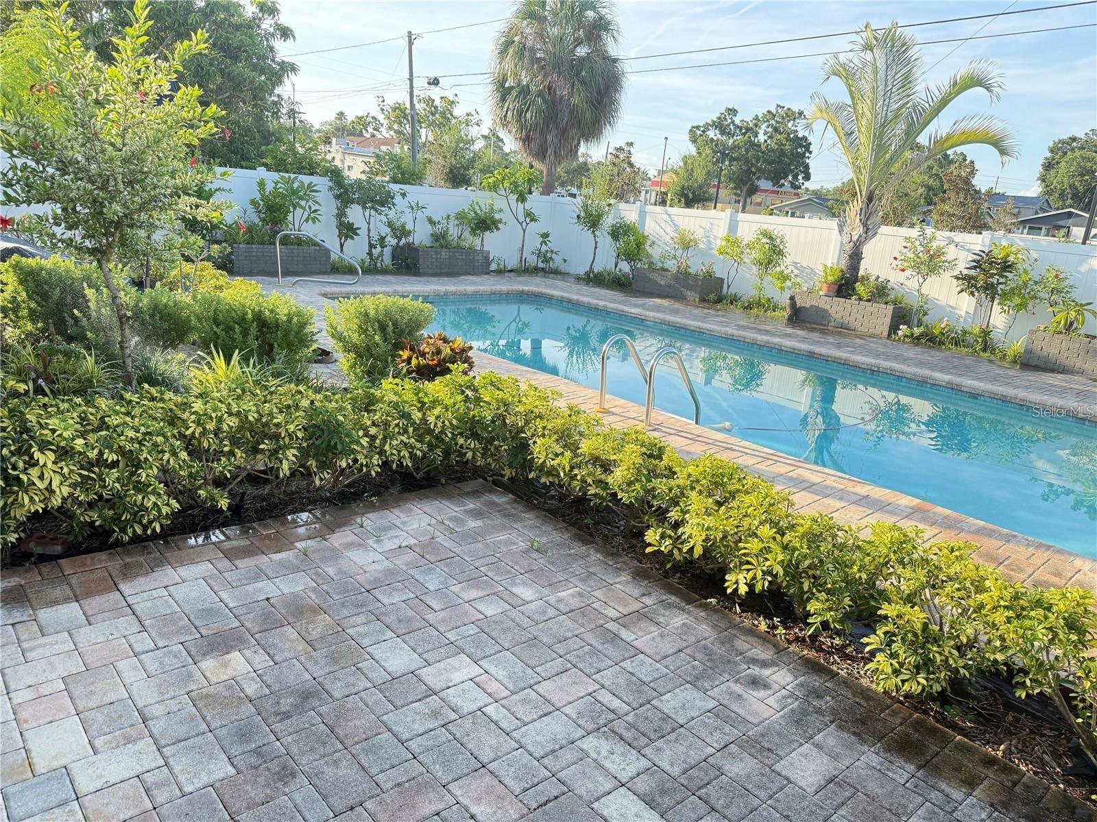 440 50TH AVE N, ST PETERSBURG, FL, 33703