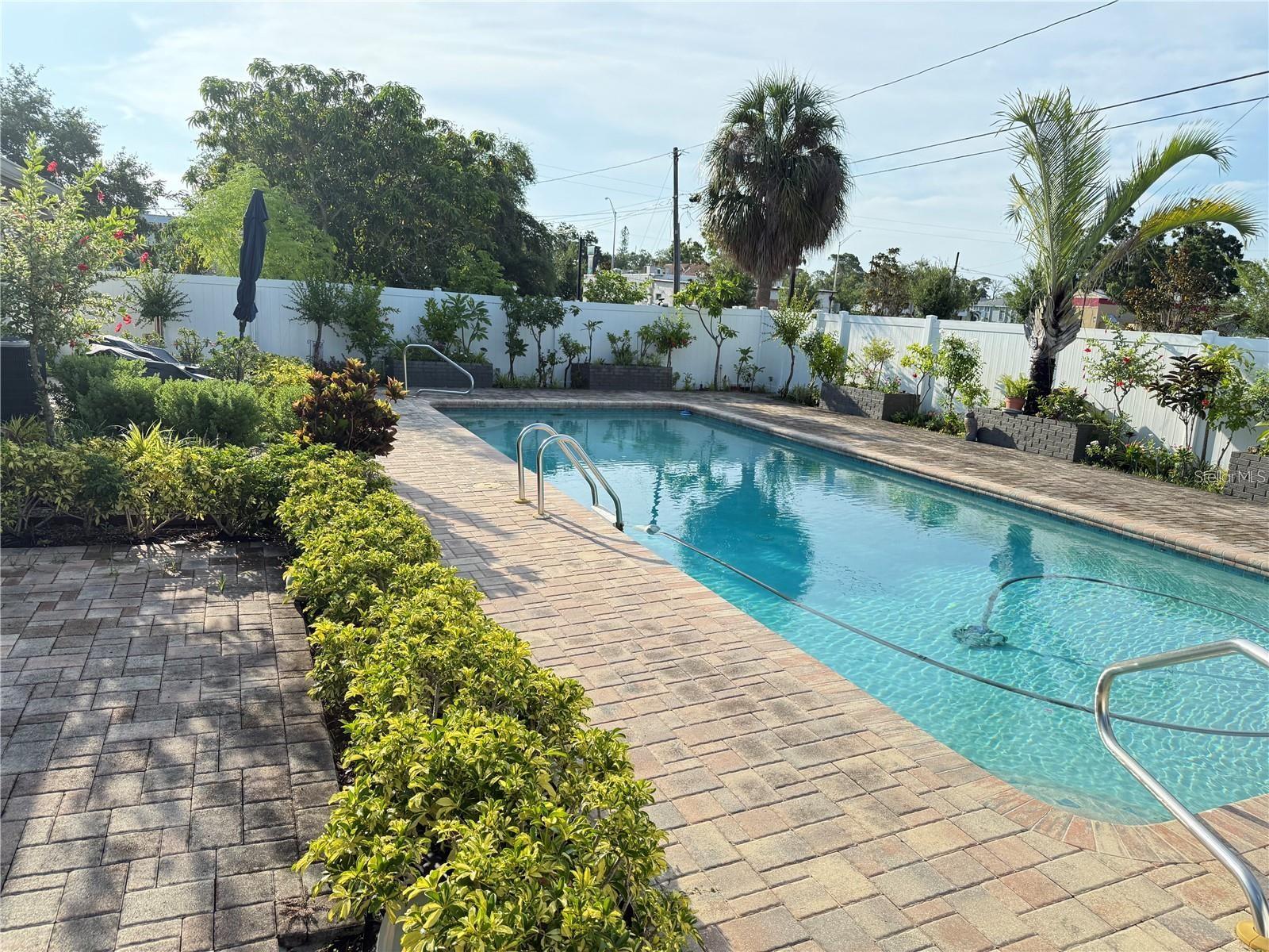 440 50TH AVE N, ST PETERSBURG, FL, 33703