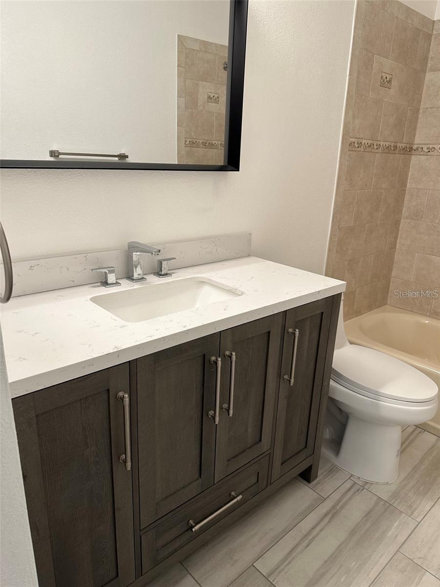 440 50TH AVE N, ST PETERSBURG, FL, 33703