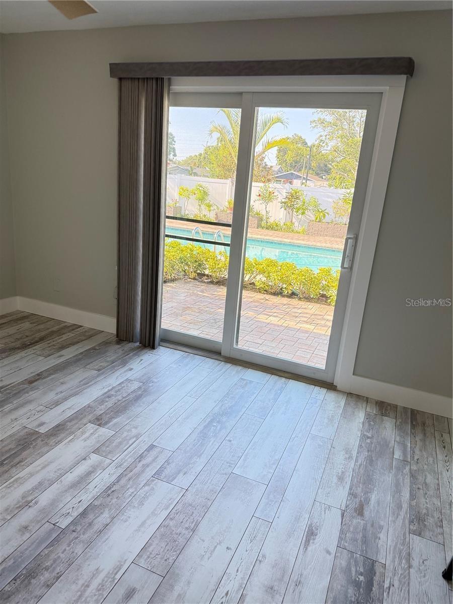 440 50TH AVE N, ST PETERSBURG, FL, 33703