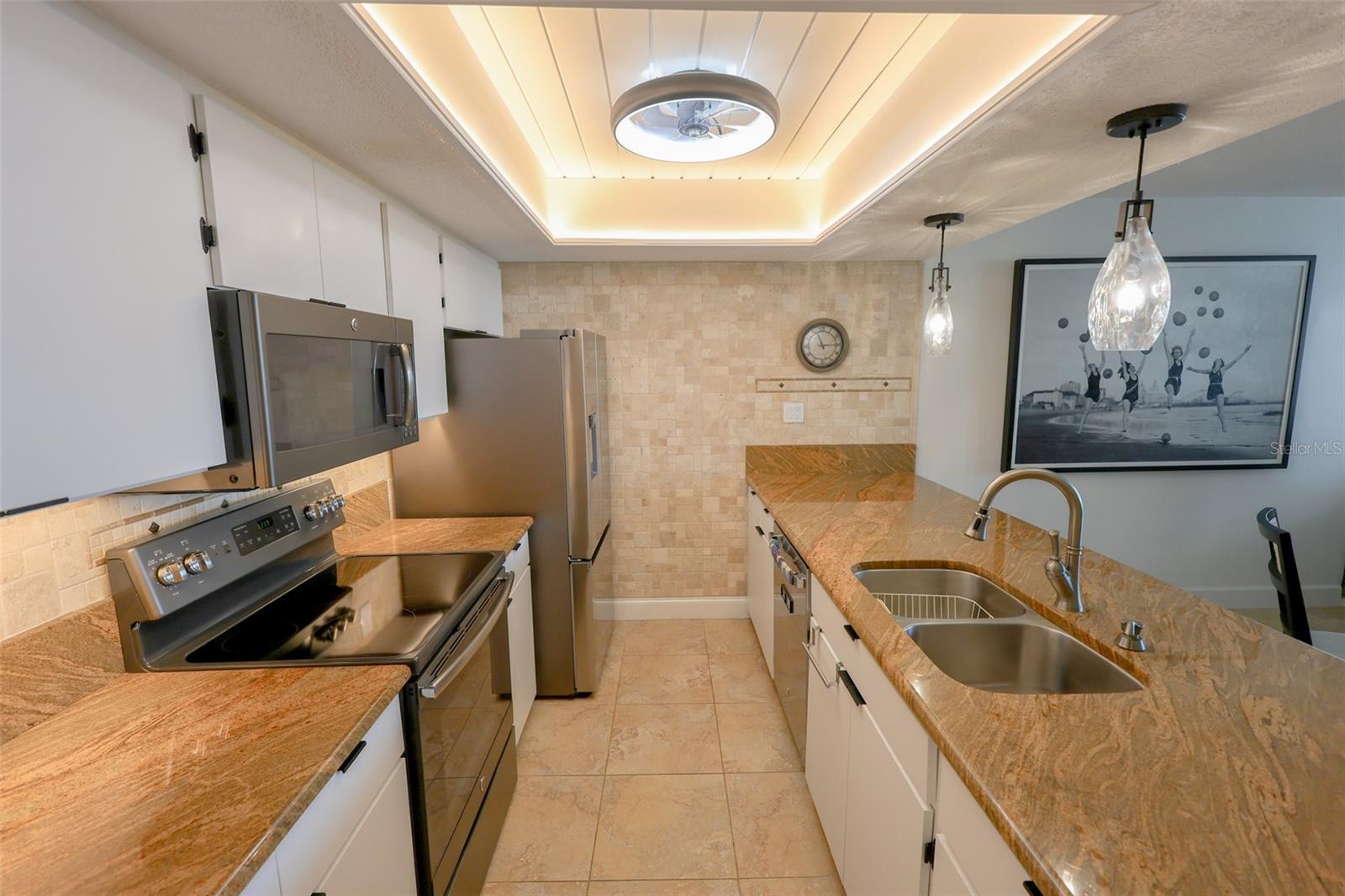 440 S GULFVIEW BLVD #1105, CLEARWATER BEACH, FL, 33767