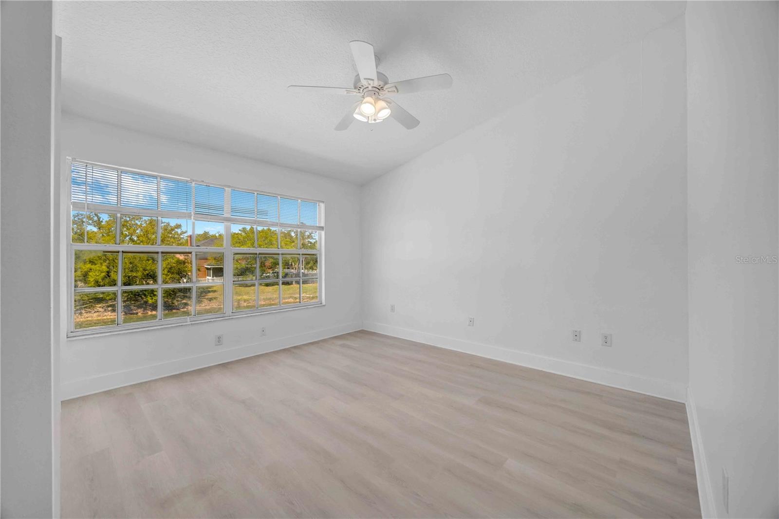 727 KENSINGTON LAKE CIR, BRANDON, FL, 33511