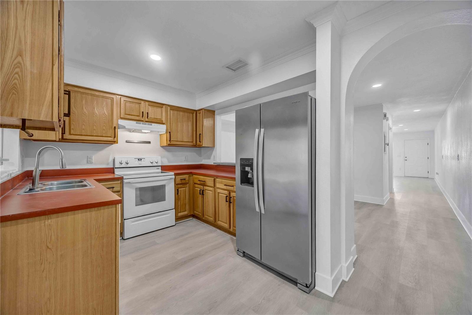 727 KENSINGTON LAKE CIR, BRANDON, FL, 33511