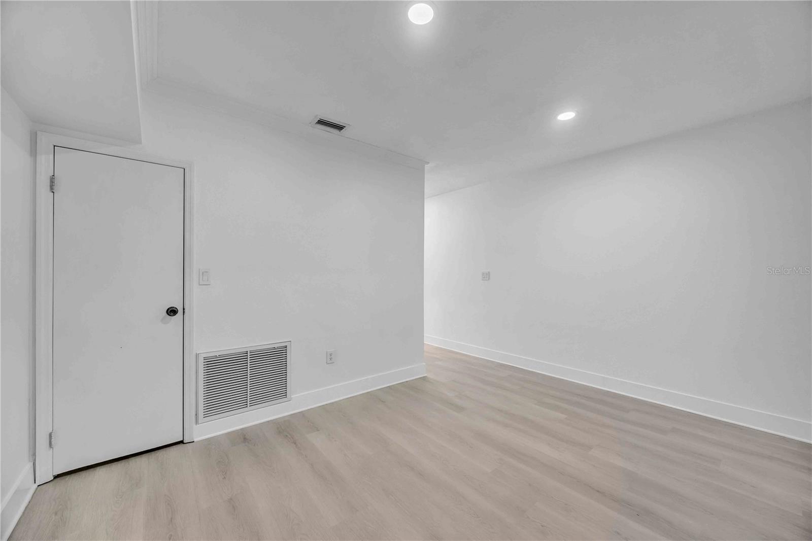 727 KENSINGTON LAKE CIR, BRANDON, FL, 33511