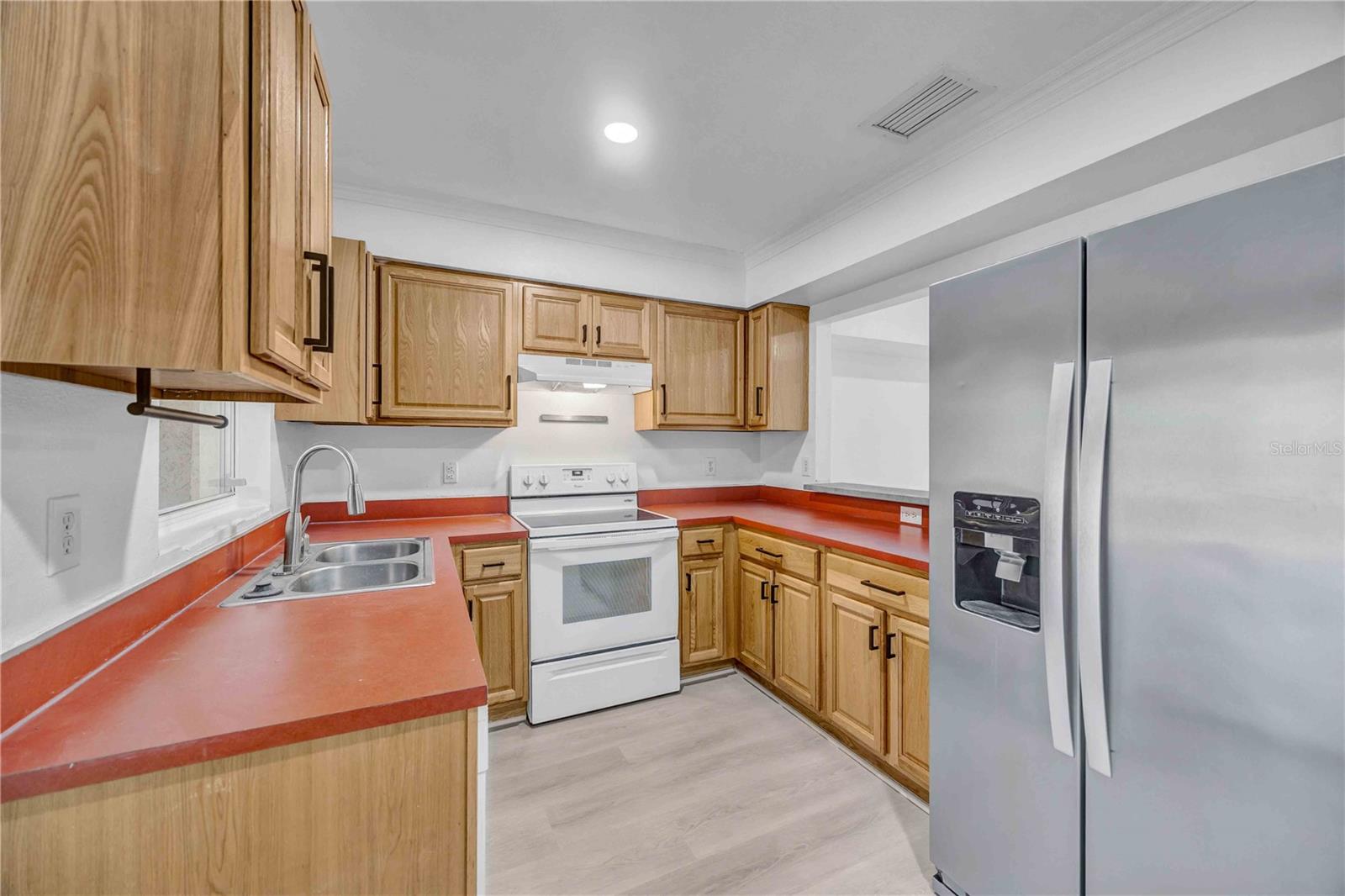 727 KENSINGTON LAKE CIR, BRANDON, FL, 33511