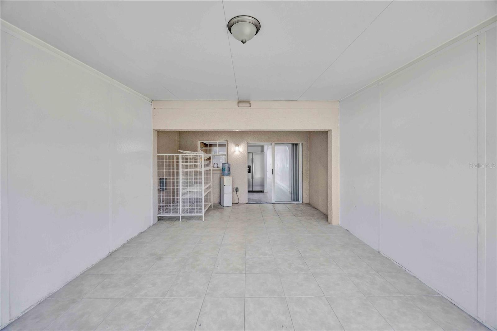 727 KENSINGTON LAKE CIR, BRANDON, FL, 33511