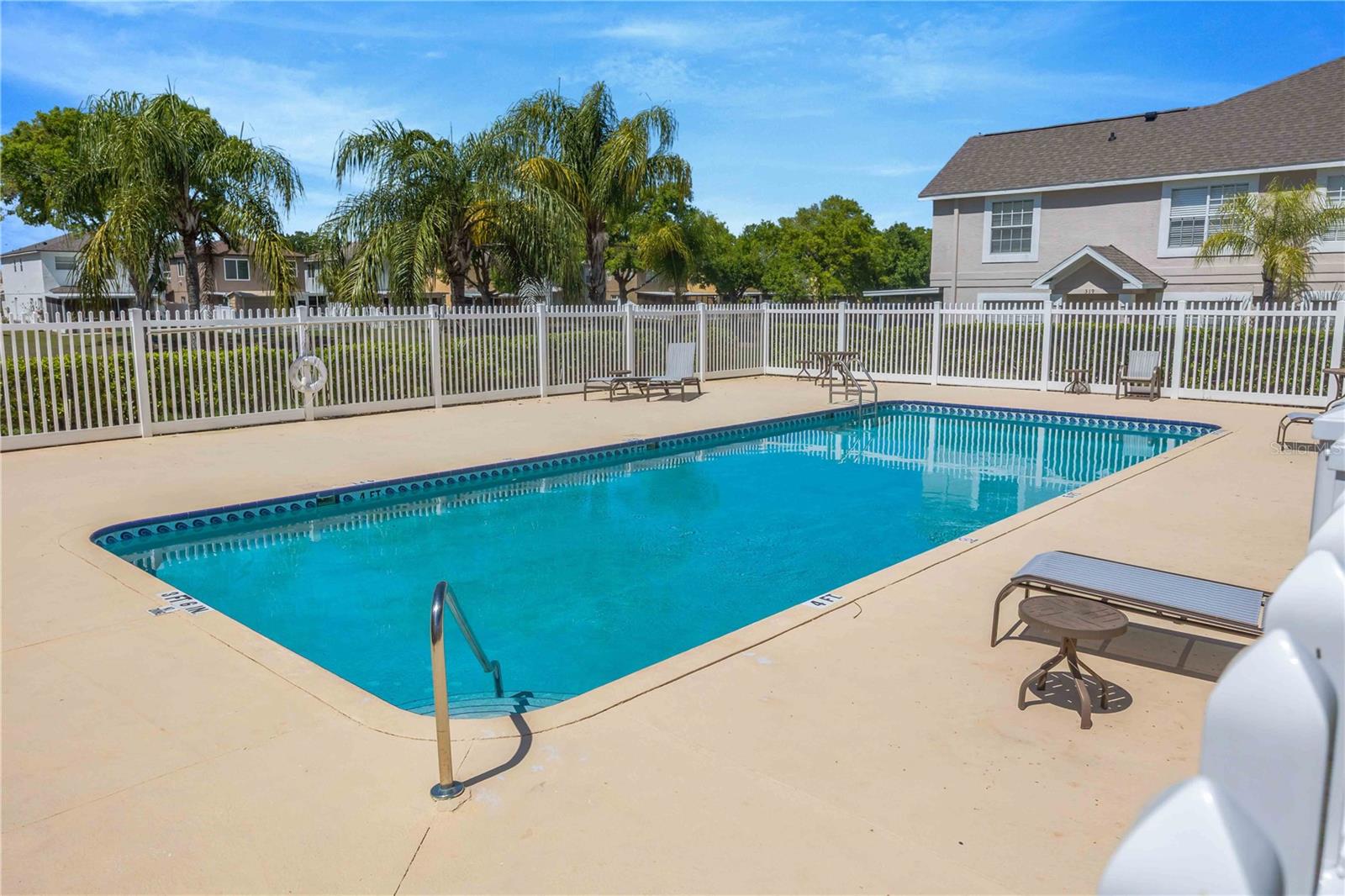 727 KENSINGTON LAKE CIR, BRANDON, FL, 33511