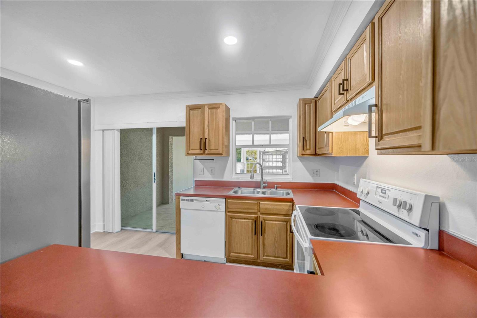 727 KENSINGTON LAKE CIR, BRANDON, FL, 33511