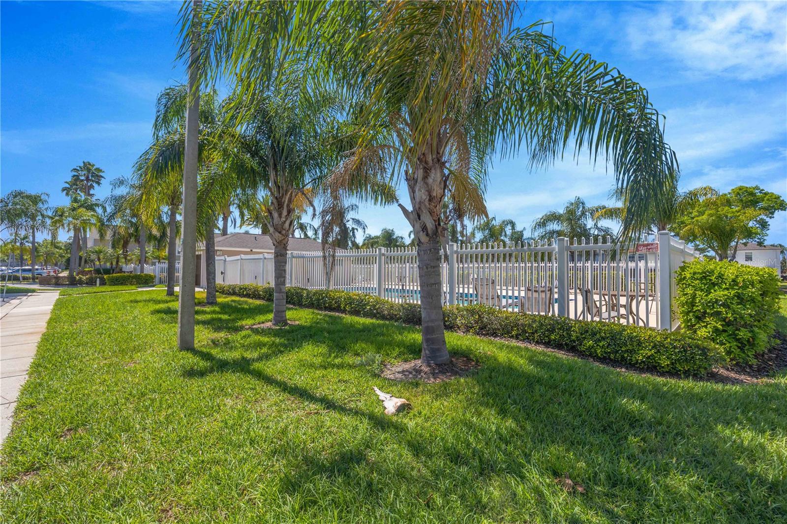 727 KENSINGTON LAKE CIR, BRANDON, FL, 33511