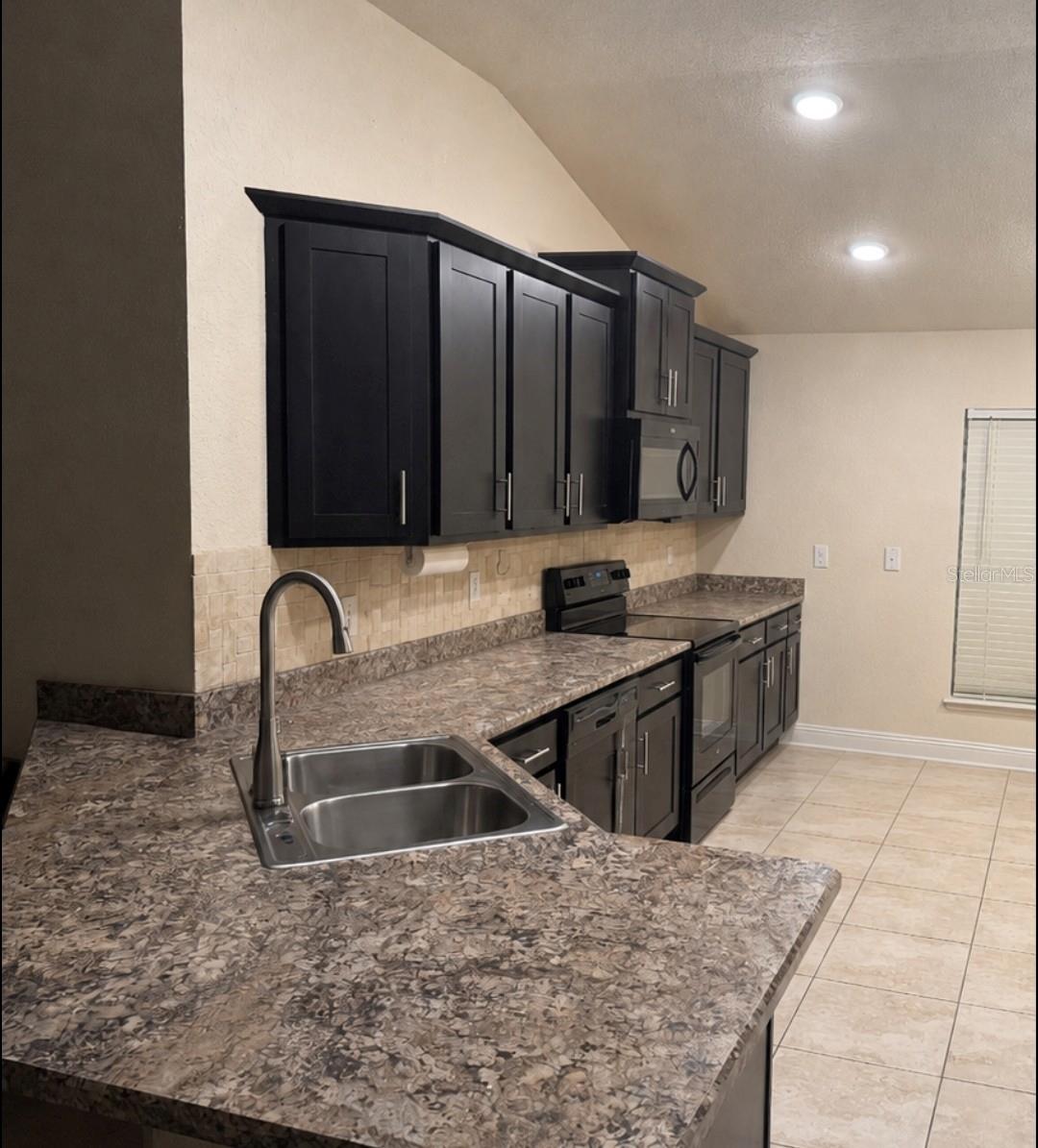 818 LANDMARK HILLS DR, HAINES CITY, FL, 33844