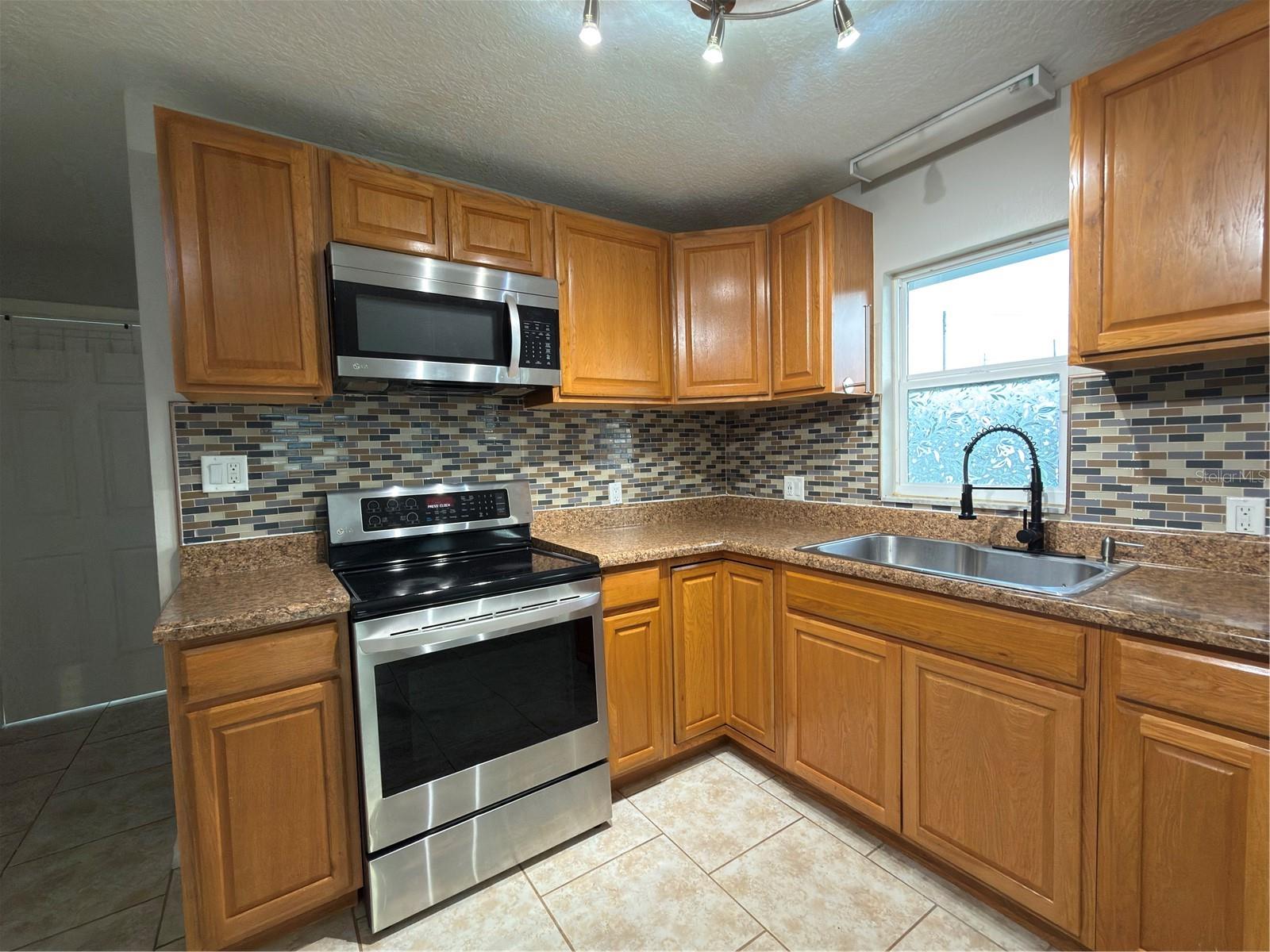 4850 LAKE SHORE DR, ST CLOUD, FL, 34772