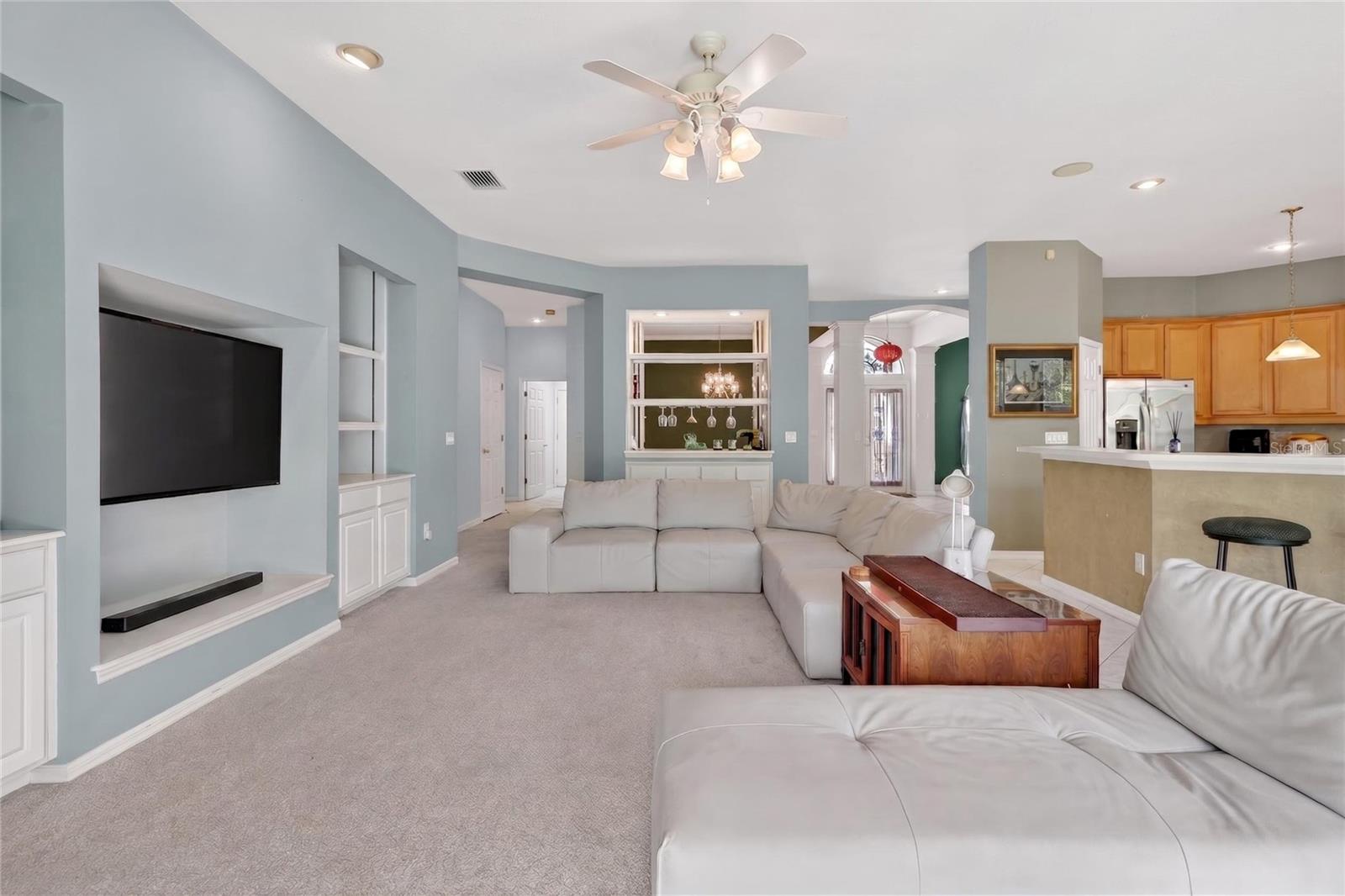 10206 SHADOW BRANCH DR, TAMPA, FL, 33647