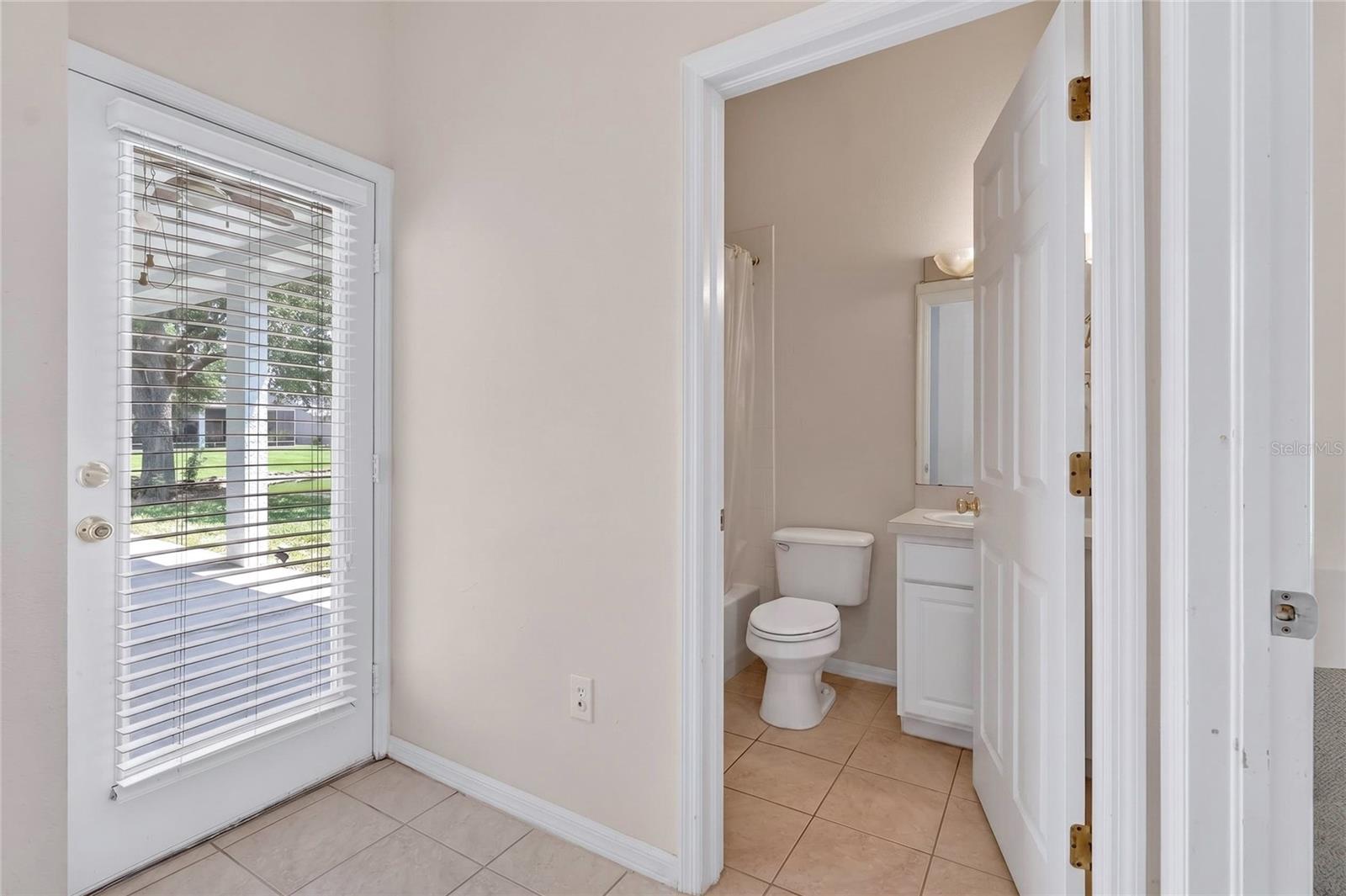 10206 SHADOW BRANCH DR, TAMPA, FL, 33647