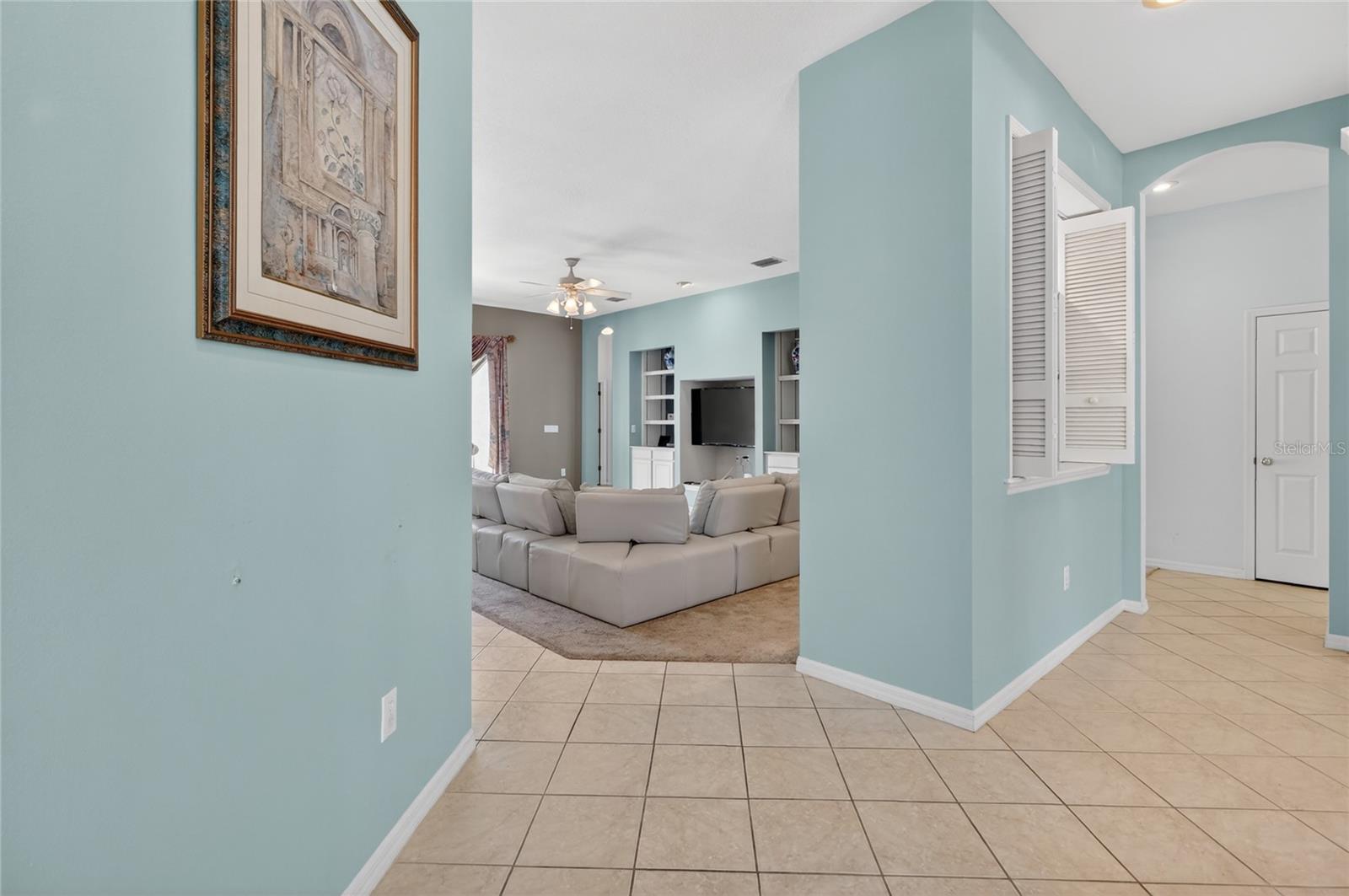 10206 SHADOW BRANCH DR, TAMPA, FL, 33647