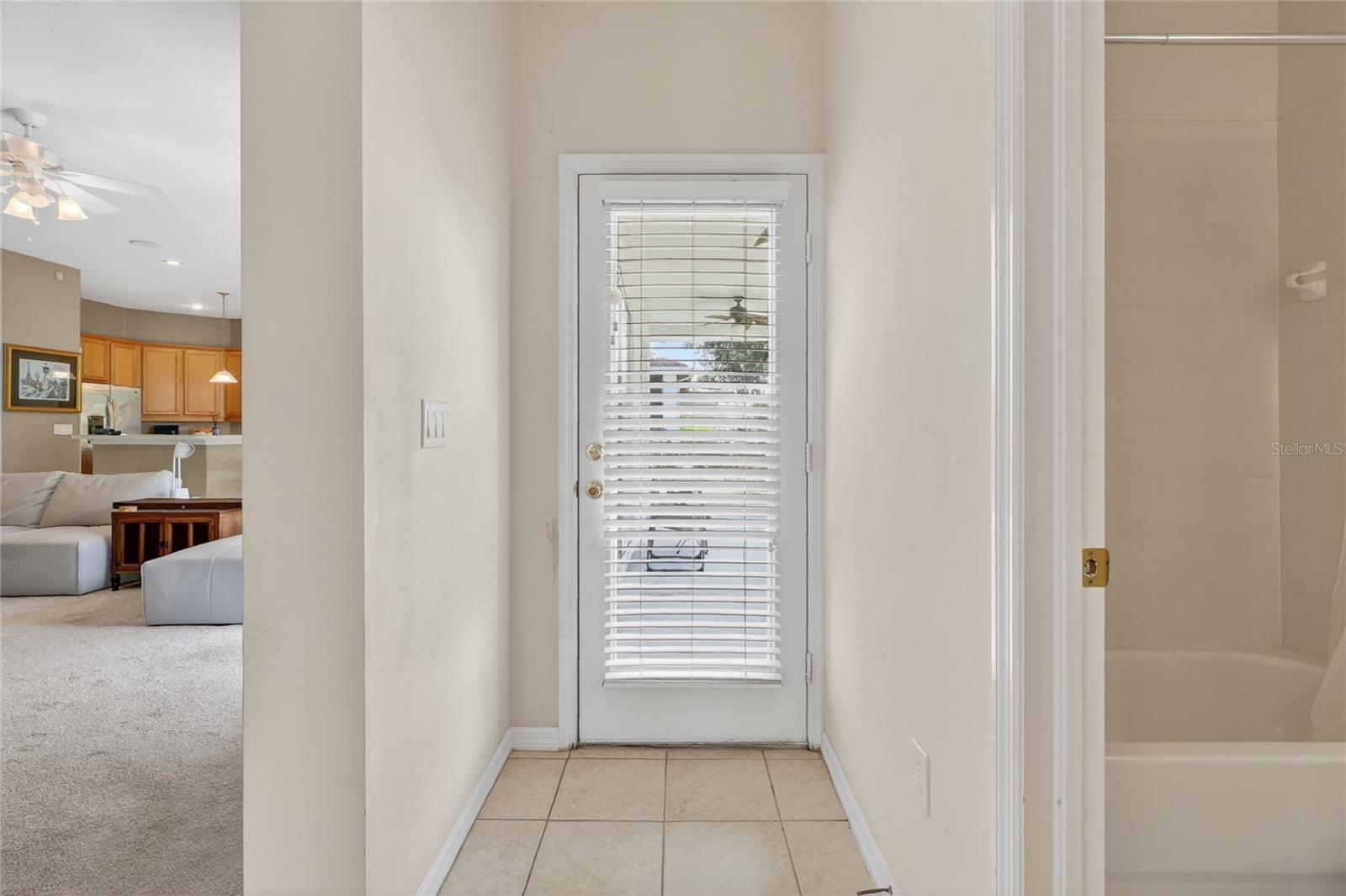 10206 SHADOW BRANCH DR, TAMPA, FL, 33647